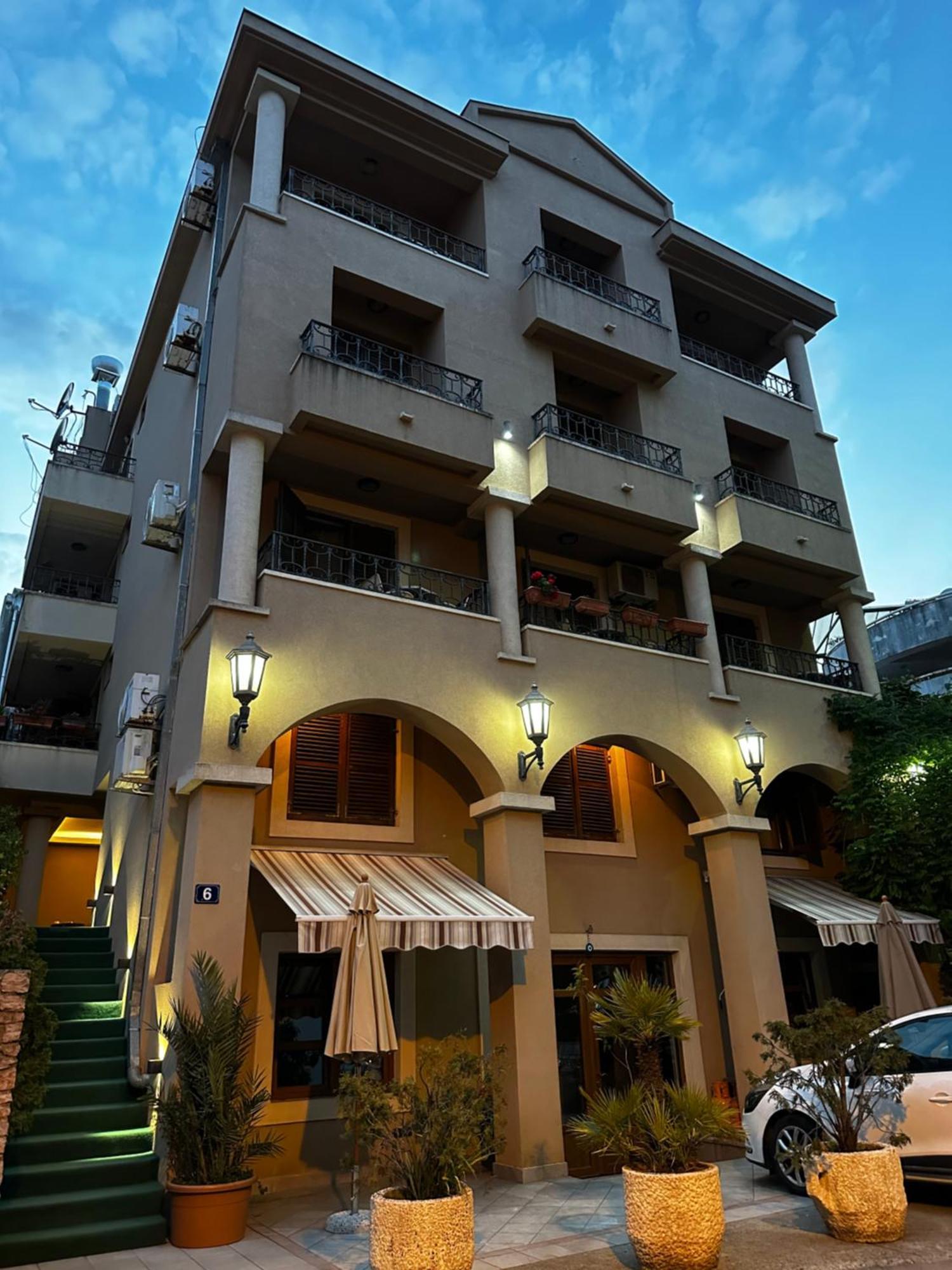 Central Hotel-Budva Exterior photo